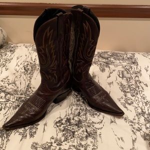 Lucchese Charlie 1 Horse Point Toe Boots 9B (9.5)